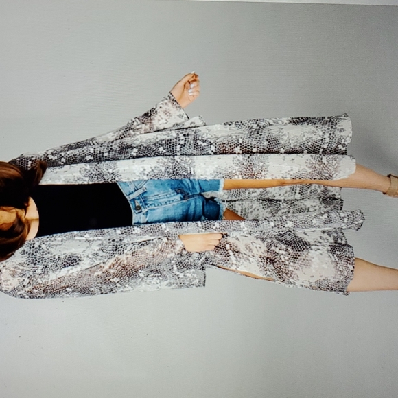 Midi Duster Snakeskin - Picture 2 of 4